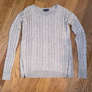American Eagle knit sweater